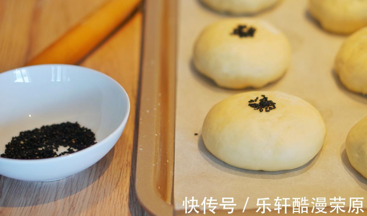 日式|吃一次就能爱上的日式红豆包，喧软好吃，做法也简单