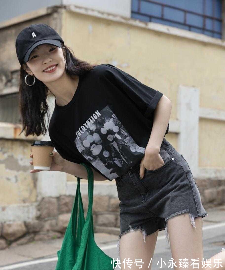 百搭|穿T恤觉得太普通了?可能是没选对款式,这些T恤百搭时髦不挑人