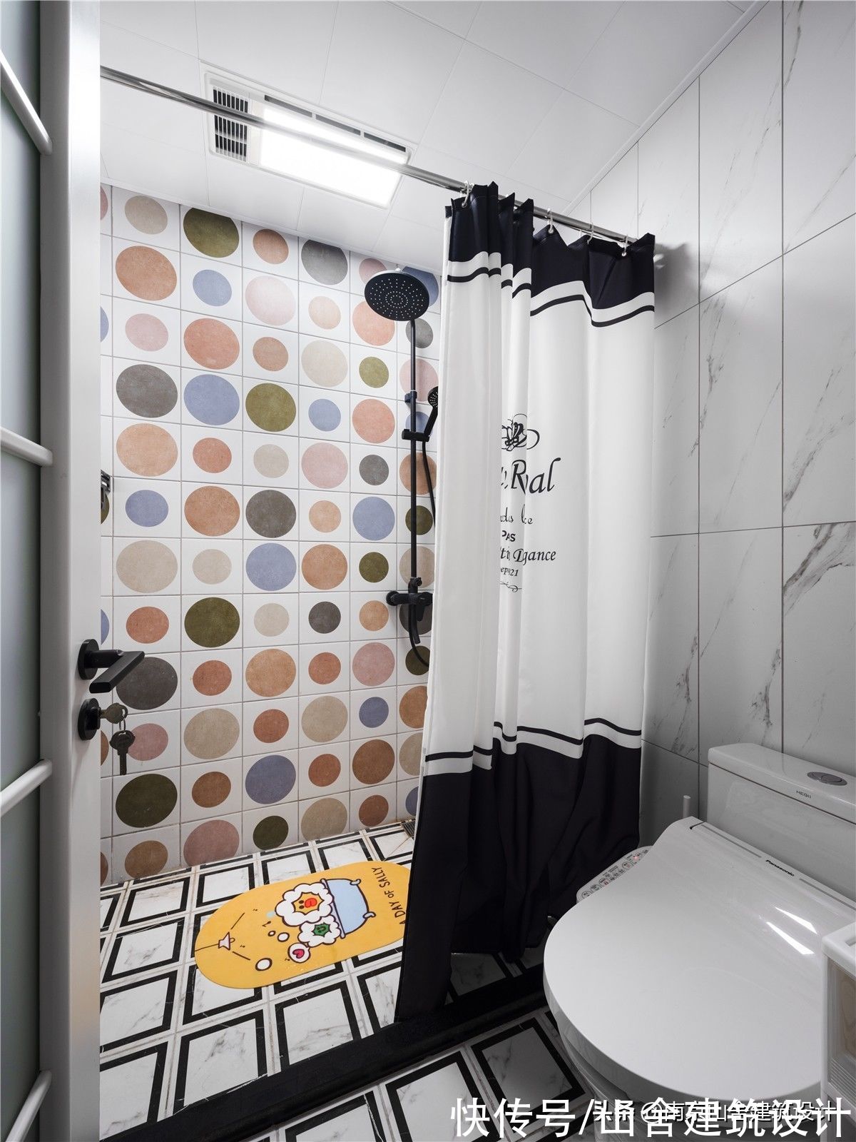 纱帘|现代灰遇上复古绿，混搭出的有色之家