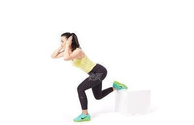 身材|重庆小姐姐身材丰腴饱满,圈粉100万!这样的身材是真实存在的吗