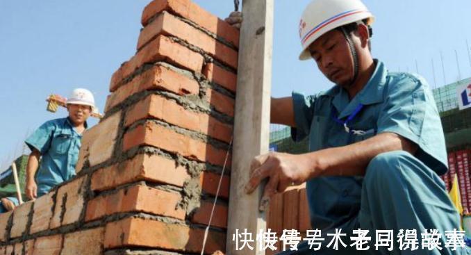 二四墙|农村盖房,“三七墙”比“二四墙”结实吗?内行人:比较下便明白