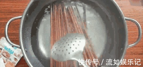 筷勺|这5种家居用品，早该列入厨房“黑名单”，别心疼，该换就换