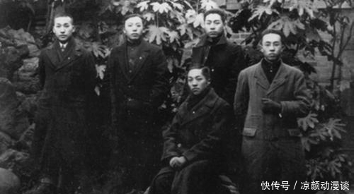 总理|15岁小子很机敏,周总理说:跟着我吧,从此给总理当了一辈子秘书