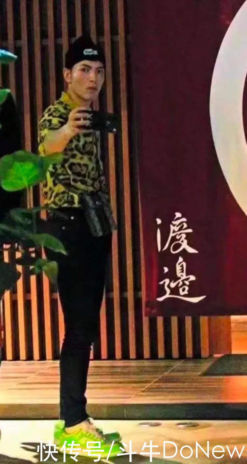 小心碰雷！Supreme x Dunk 没发售，假货就烂大街