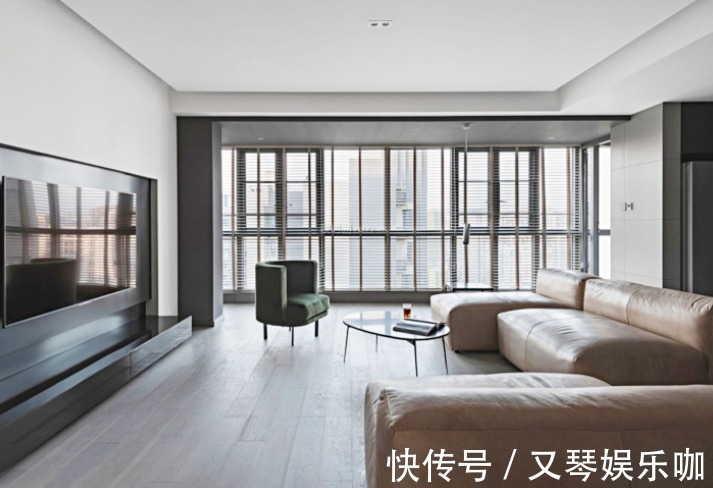 沙发垫|买沙发时,布艺沙发好还是皮质沙发好?上过当才知道吃一堑长一智