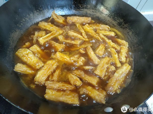 自从学会腐竹这个新做法,我家每周吃三次,麻辣鲜香、解馋又下饭