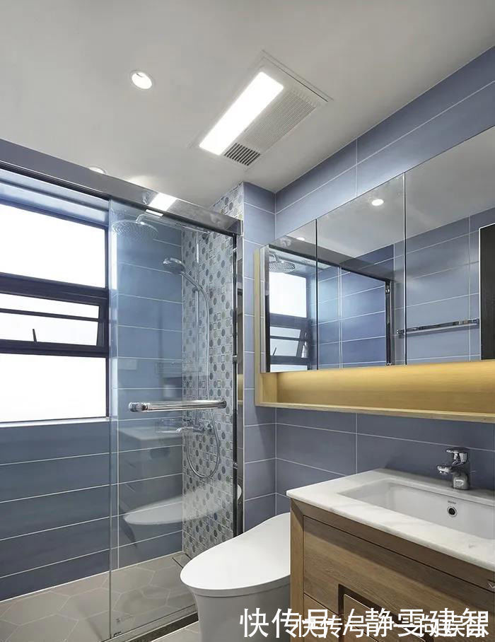 毛巾架|千万不要浪费你家卫生间5个位置！一个小设计，让空间利用率翻倍