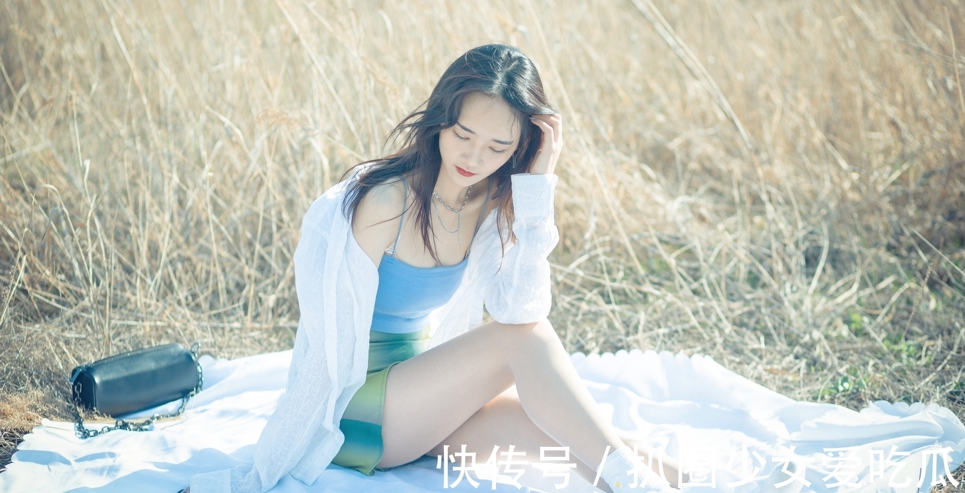 英贤&原创对联·八副丨一片红漪摇绿水,千根白藕出乌泥