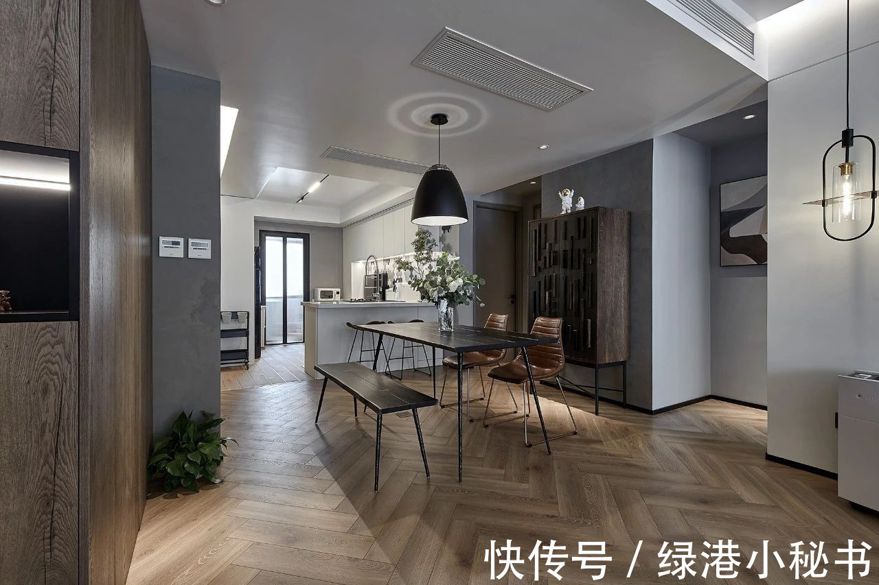 简约|装修案例欣赏:135平灵动的现代简约设计!