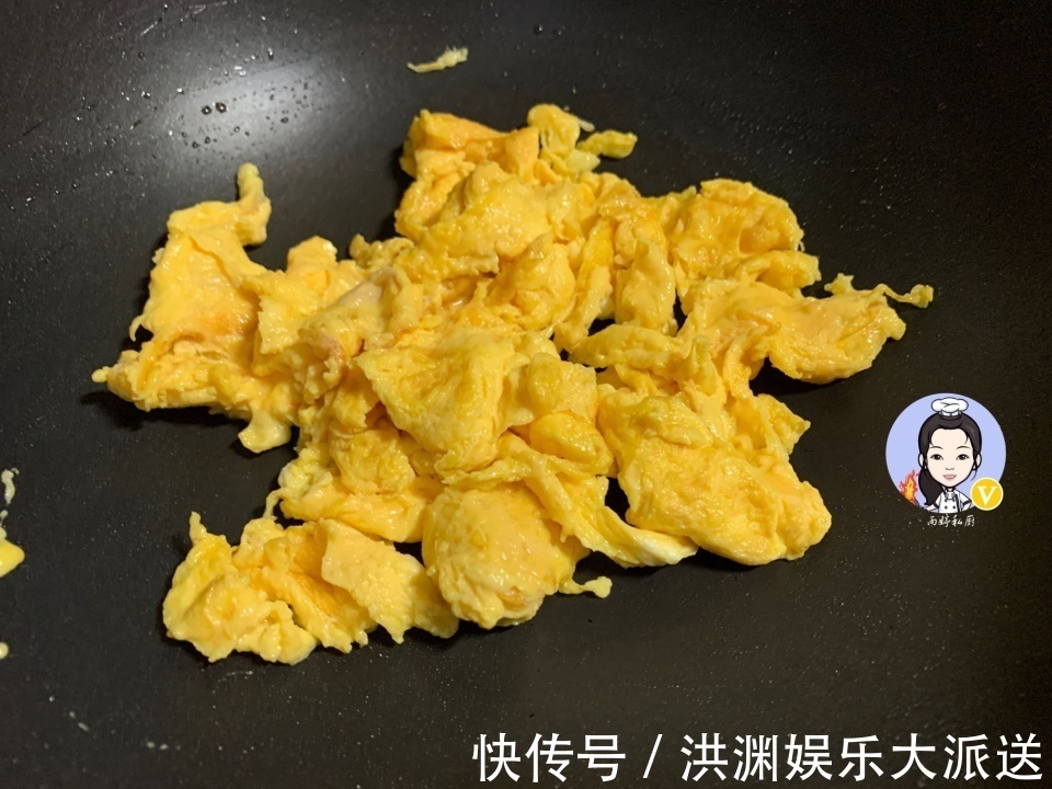 猪油|炒丝瓜时,马上下锅就错了!掌握这1个诀窍,保准出锅翠绿不发黑