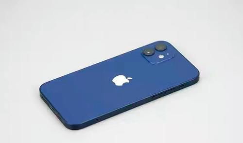 iPhone12|iPhone12价格一降再降，64G红色版跌幅近千元，网友：无奈买早了