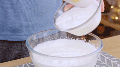 草莓酱|这道厚切酸奶糕，一上桌就被哄抢一空