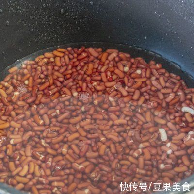 红豆馅儿|好吃到舔盘的黄金大饼，吃一次就上瘾
