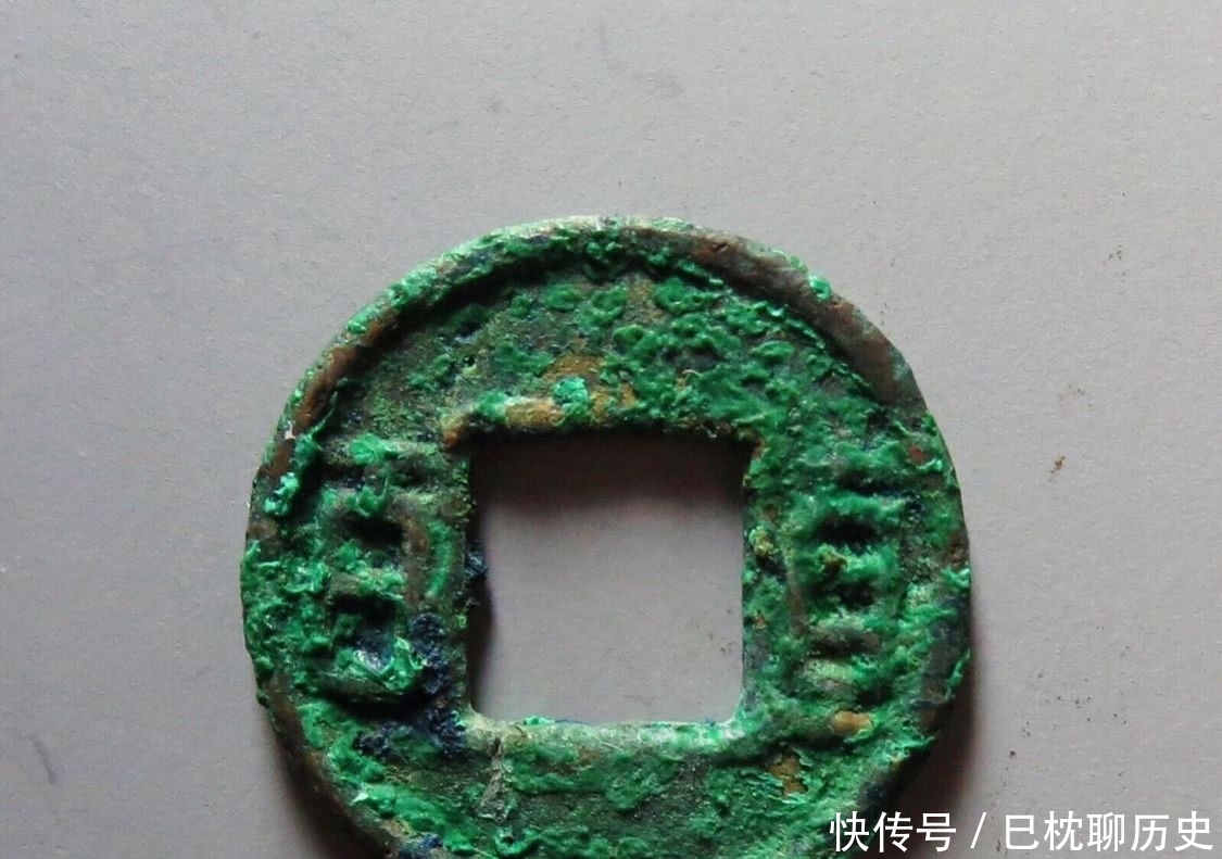 本性|曹操依靠盗墓筹集钱粮,那刘备如何应付军队开销?暴露其枭雄本性