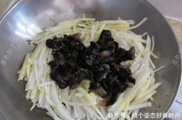 化痰|秋天到了,人人吃得起的“小人参”上市了,润肺化痰,甘甜补水!