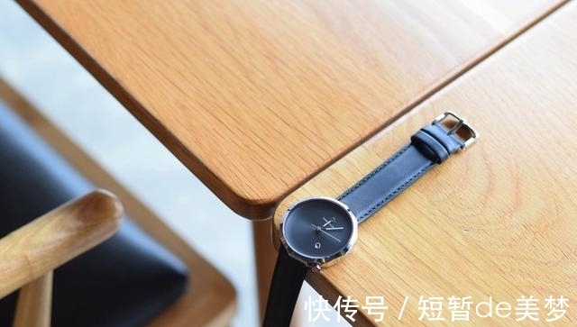 nut 极简设计,蓝宝石表镜,一款令人满意的小米有品手表