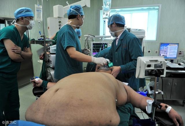 娶妻生子|570斤男子减肥一年后,邻居一眼都没认出来,如今娶妻生子