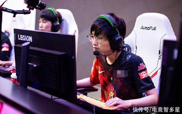 受害者|小天和左手改“情侣ID”？369成为最大受害者，网友：想看兄弟LOL