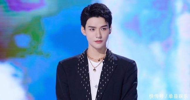 同是凭《山河令》出圈，龚俊综艺代言不断，张哲瀚却很低调