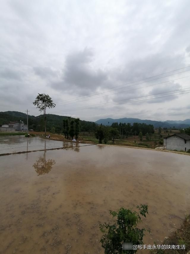 陕南|陕南，大山里面的千年诸葛亮庙，如今破败不堪，无人修缮