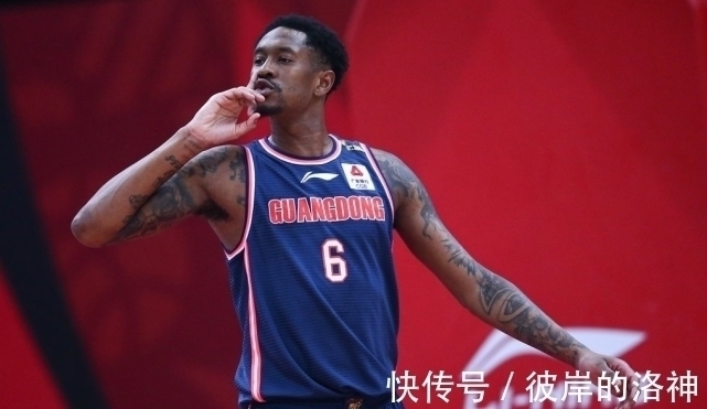 易建聯(lián)|小科比曬舉杠鈴視頻恢復(fù)不錯(cuò) 全華班對(duì)他是利好可向林書豪學(xué)習(xí)