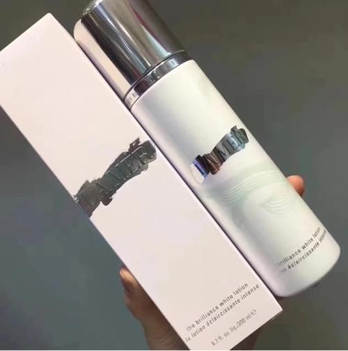 哪些护肤品美白淡斑效果好？这5款能提肤色、淡斑痕，值得收藏