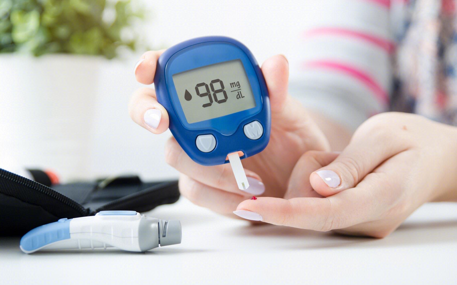 并发症|5个害人不浅的糖尿病“误区”，被医生全部揪出！助控糖一臂之力