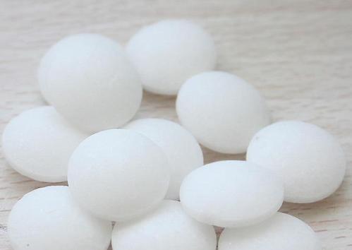 枕头|孩子一觉醒来变“脑瘫”,只因在枕头下塞了这个,爸妈别大意