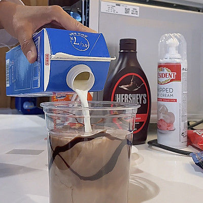 1分钟搞定超浓可可拿铁