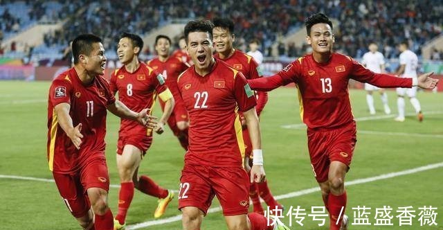 越南|国足1-3惨败越南,球队输在哪了球迷给出答案,且大局已定!