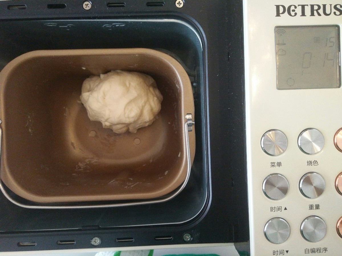 会流汤的灌汤小笼包,皮薄多汁味道棒,很简单一看就会