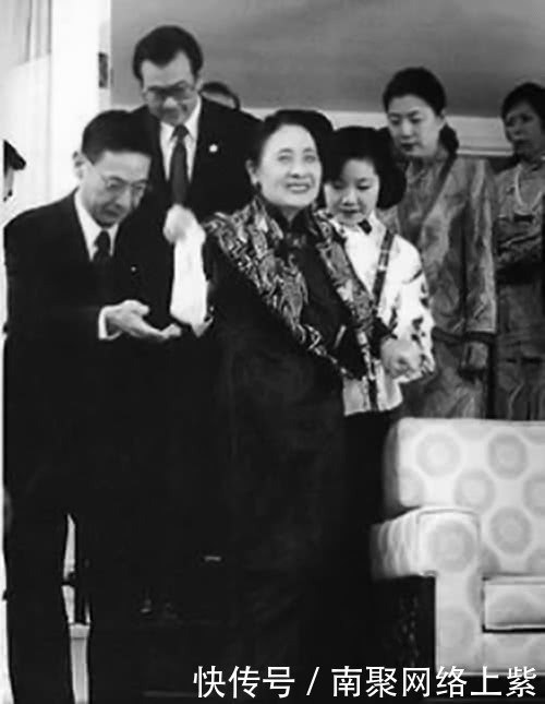 高跟鞋|100岁时穿高跟鞋宋美龄和不懂打扮的林徽因罕见照，风韵犹存