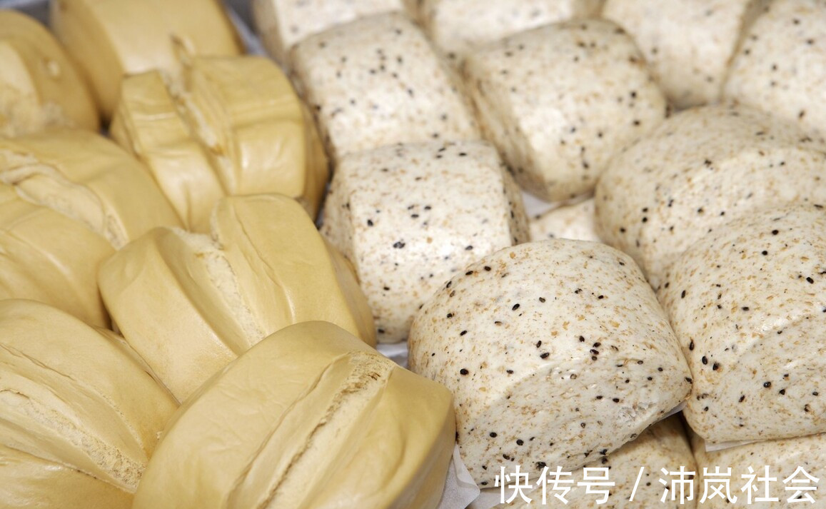 馒头|吃不完的馒头,应该放冰箱冷藏还是冷冻别搞错了,差别很大