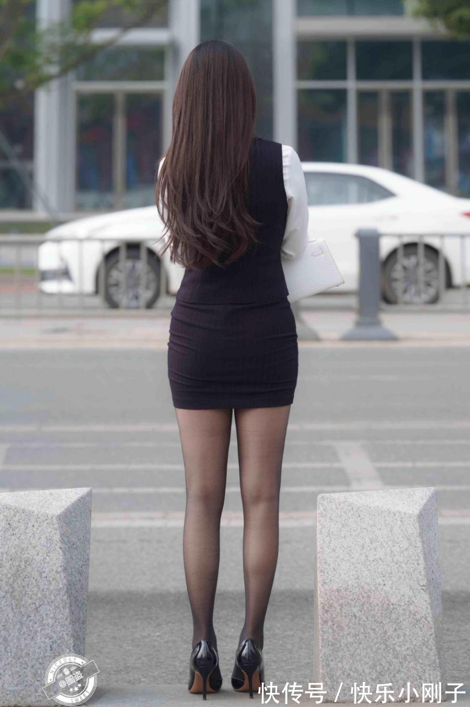 花边|搭配上连衣裙简直就是氧气美女，带来活力四射的感觉，快来看看