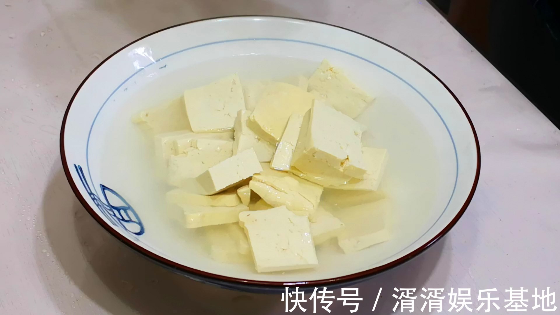 白菜炖粉条怎么做好吃原来有诀窍，教你饭馆的做法，太香啦！