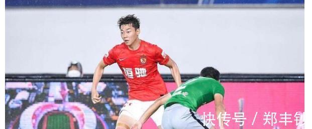 李霄鹏|1-0!国足大战沙特,李霄鹏自信小鬼能当家,首发巨变,央视直播