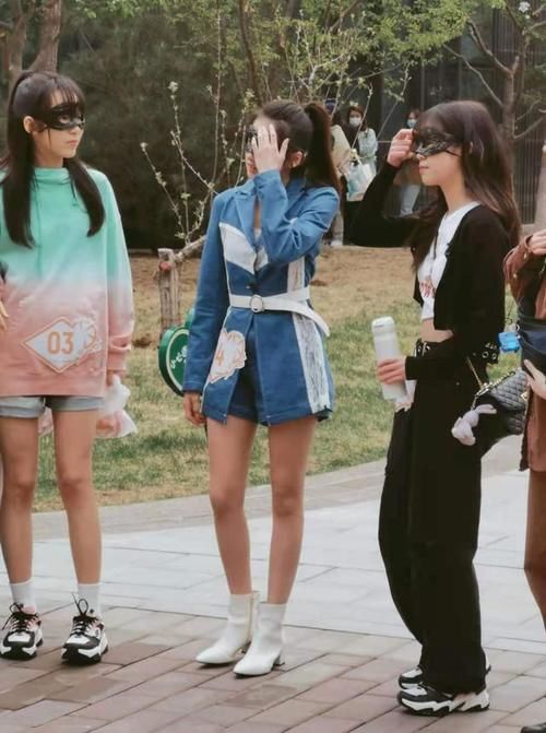 乐华娱乐新综艺来袭,模仿韩国选秀生存战,网友:像内部团建