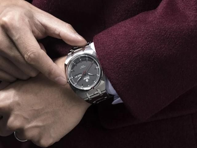 推荐款丨戴什么手表，能在点烟时轻易吸引女孩子的注意？