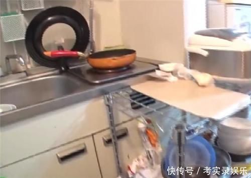 肥宅|日本单身宅男9㎡小家，厕所巴掌大却有浴缸，玄关晾衣服格外整洁