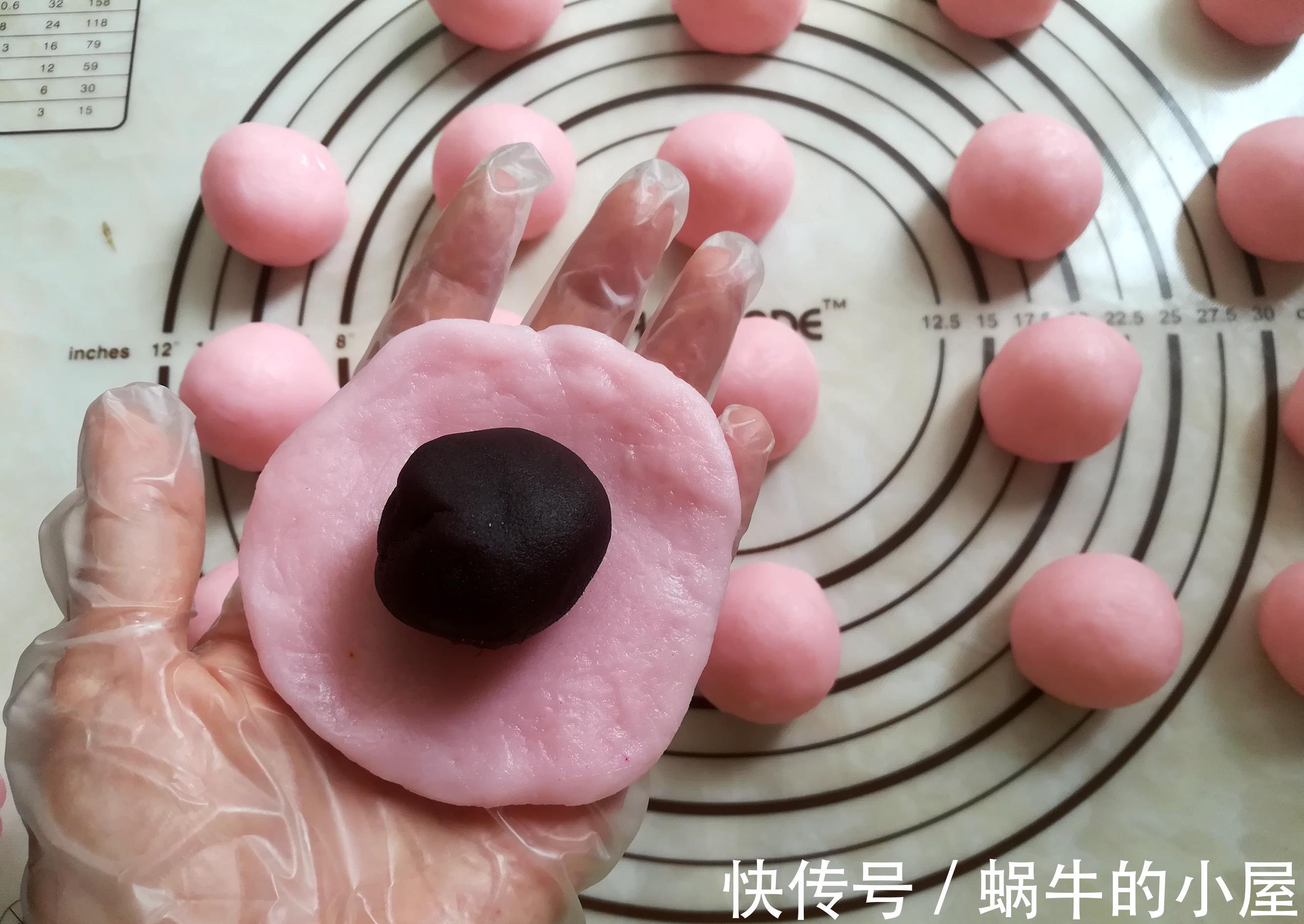 冰皮|月饼最简单的做法，不用蒸不用烤，10分钟做20个，真省事