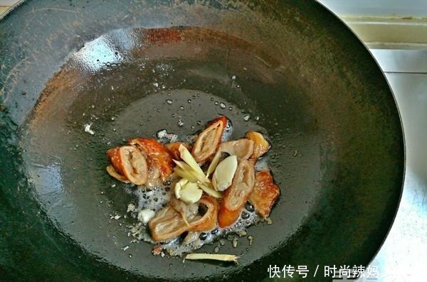 猪身上这部位存有细菌,医生从来不吃,劝你再想吃也要忍住