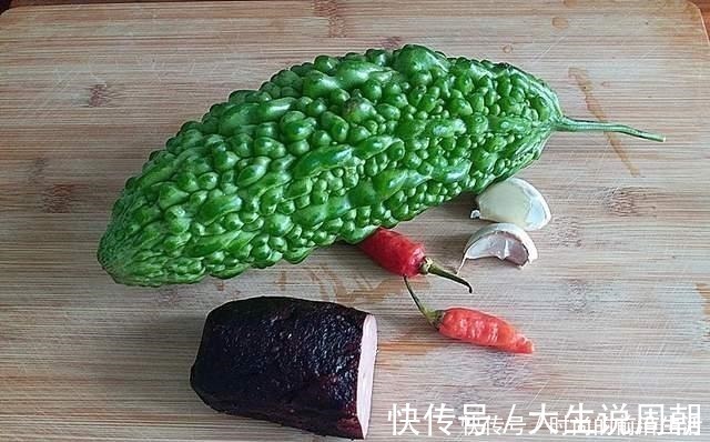 降糖|天然“胰岛素”被发现,每天炒一盘,解毒降糖,冬天记得吃一些