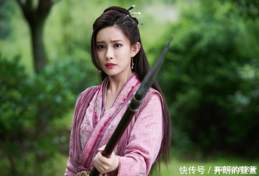 秦南琴|他是金庸笔下一大花心反派,改书后成专情男子,他儿子还武功盖世