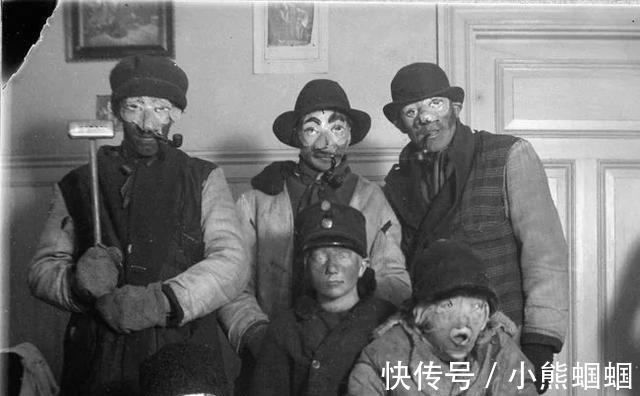 这19张老照片,似乎在某一瞬间,让人感到一丝诡异