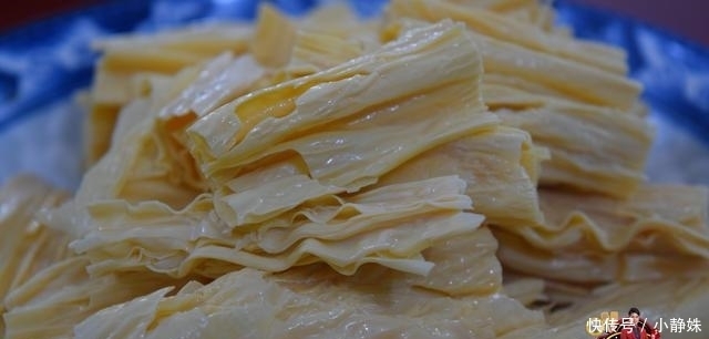 腐竹|自从学会番茄炒腐竹的做法,全家三天两头点名要吃,开胃又下饭!