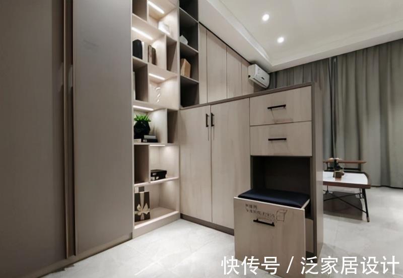 入户玄关|入户玄关不要忽视,学学这样设计,进门就让人感觉很高级!