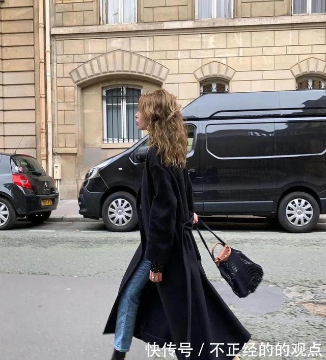 短发 40女人尽量少留长发、烫小卷,今年这3种发型正火,减龄特洋气