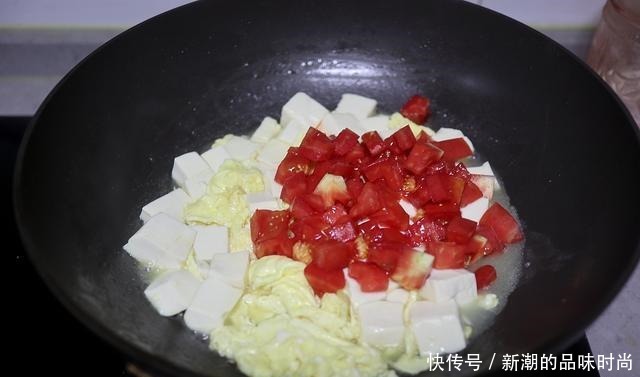 少许|适合立秋后的2道番茄菜,5分钟出锅少油盐,酸爽开胃真养眼