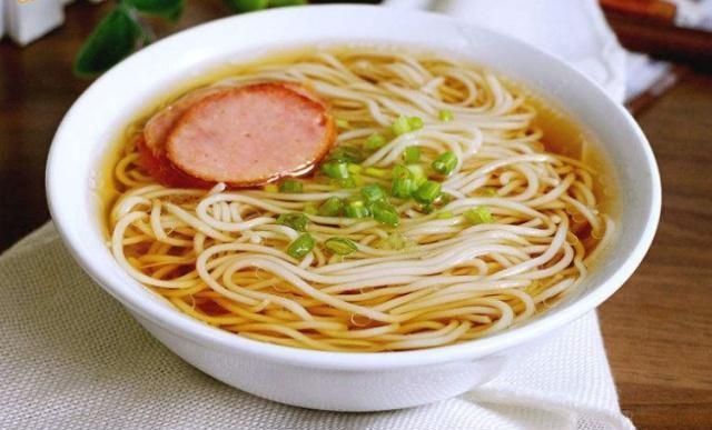 阳春面|教你做地道的阳春面,清香可口,汤浓,制作简单,营养可口