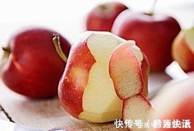 营养物质|早上吃苹果好,还是晚上吃苹果好?养生专家告诉你最应该吃的时间